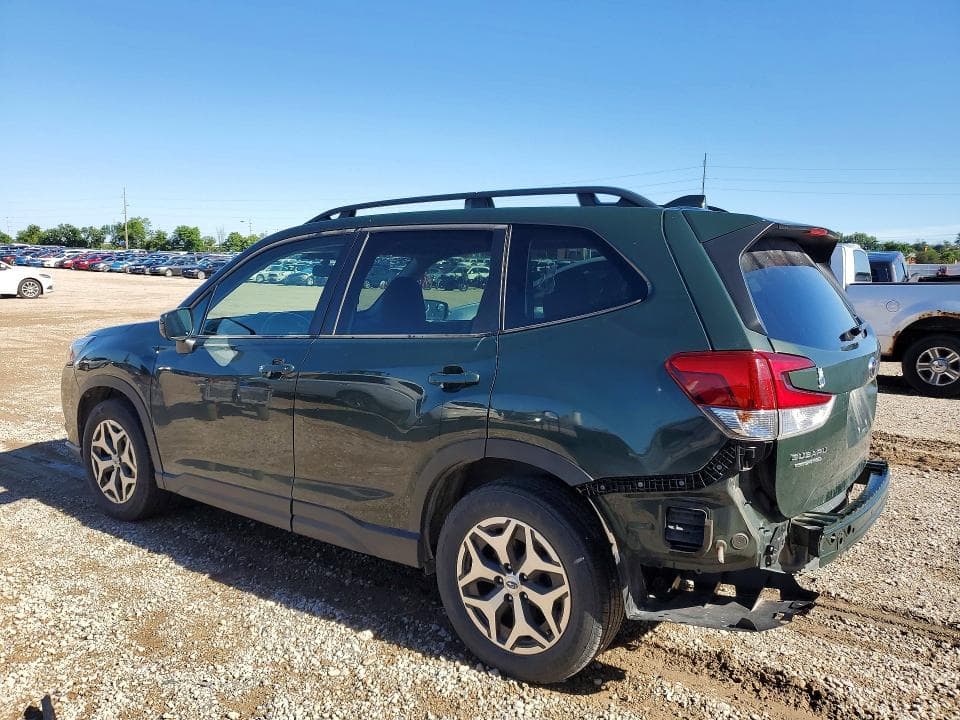 2022 SUBARU FORESTER PREMIUM 2