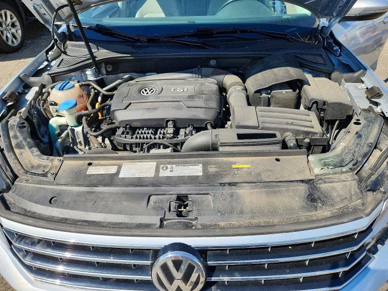 2017 VOLKSWAGEN PASSAT SE 11