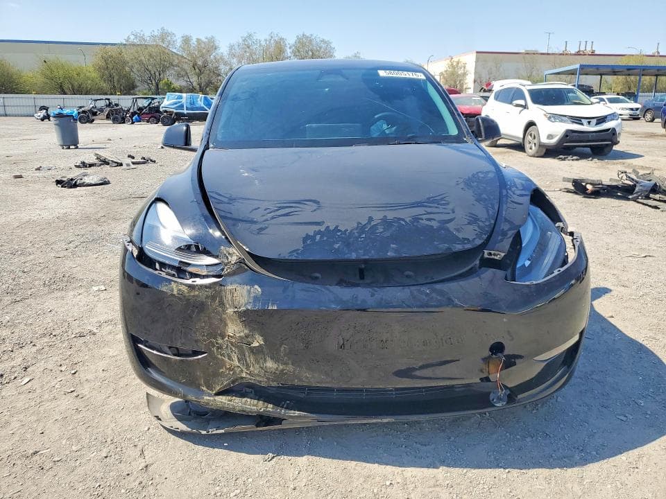 2025 TESLA MODEL Y 5