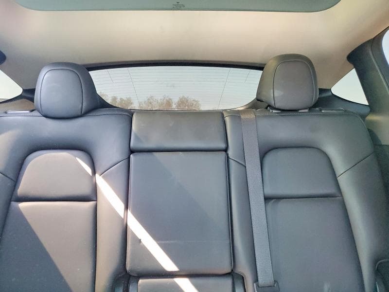 2025 TESLA MODEL Y 10