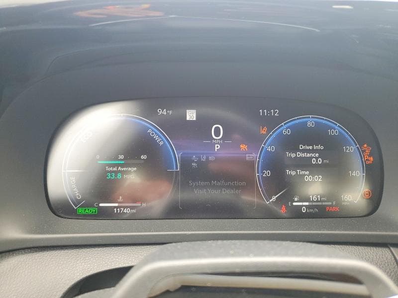 2025 TOYOTA CROWN SIGNIA LIMITED 9