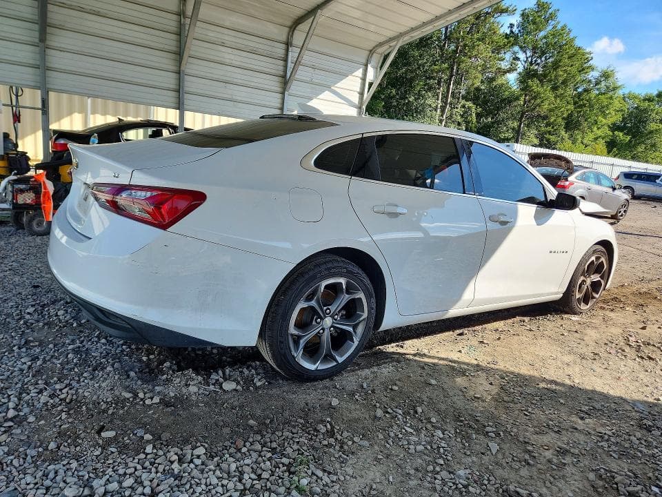 2021 CHEVROLET MALIBU LT 3