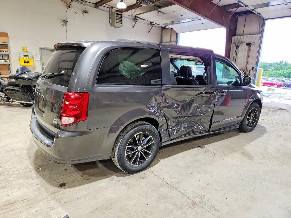 2019 DODGE GRAND CARAVAN GT 3