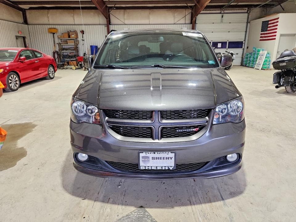 2019 DODGE GRAND CARAVAN GT 5