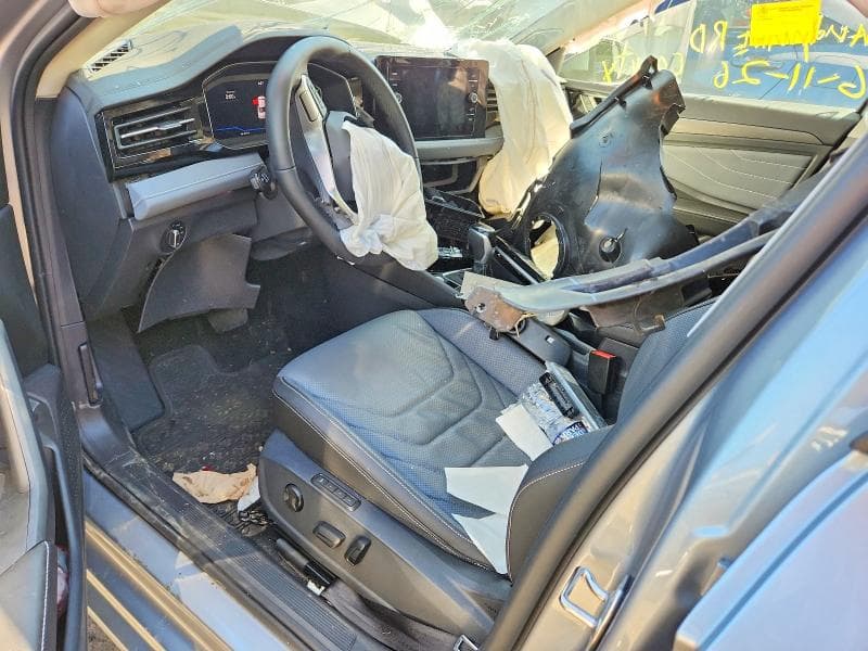 2025 VOLKSWAGEN JETTA SEL 8
