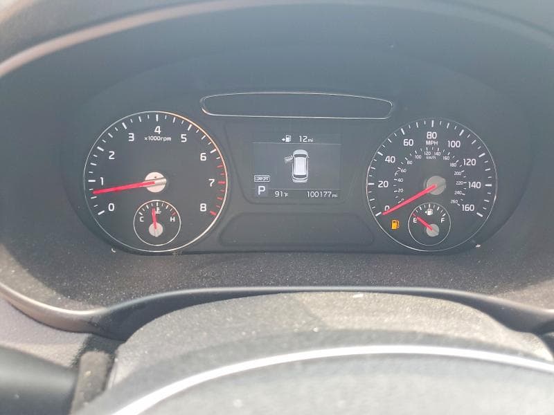 2020 KIA SORENTO S 9