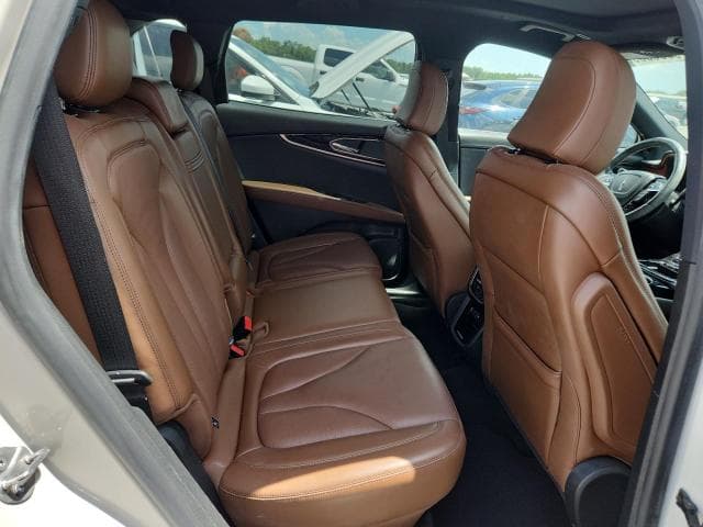 2023 LINCOLN NAUTILUS RESERVE 11