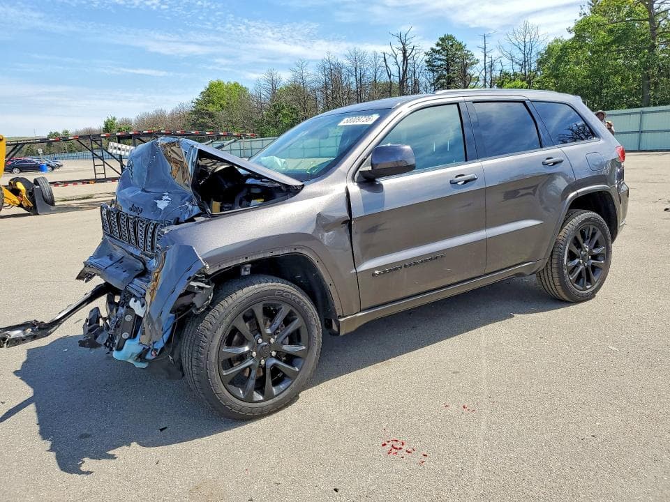 2020 JEEP GRAND CHEROKEE LAREDO - 1