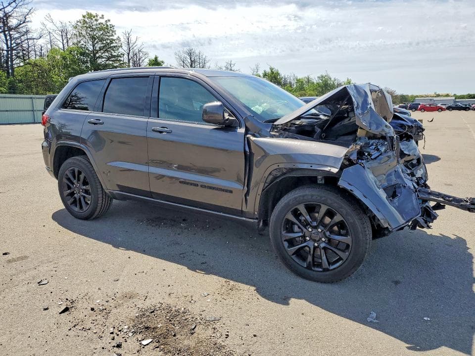 2020 JEEP GRAND CHEROKEE LAREDO 4