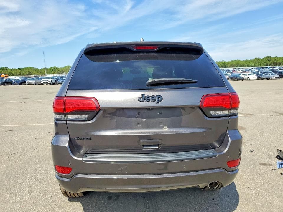 2020 JEEP GRAND CHEROKEE LAREDO 6