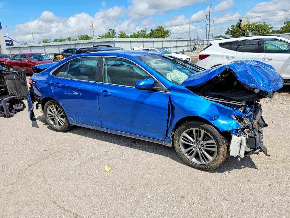 2017 TOYOTA CAMRY SE SE 4