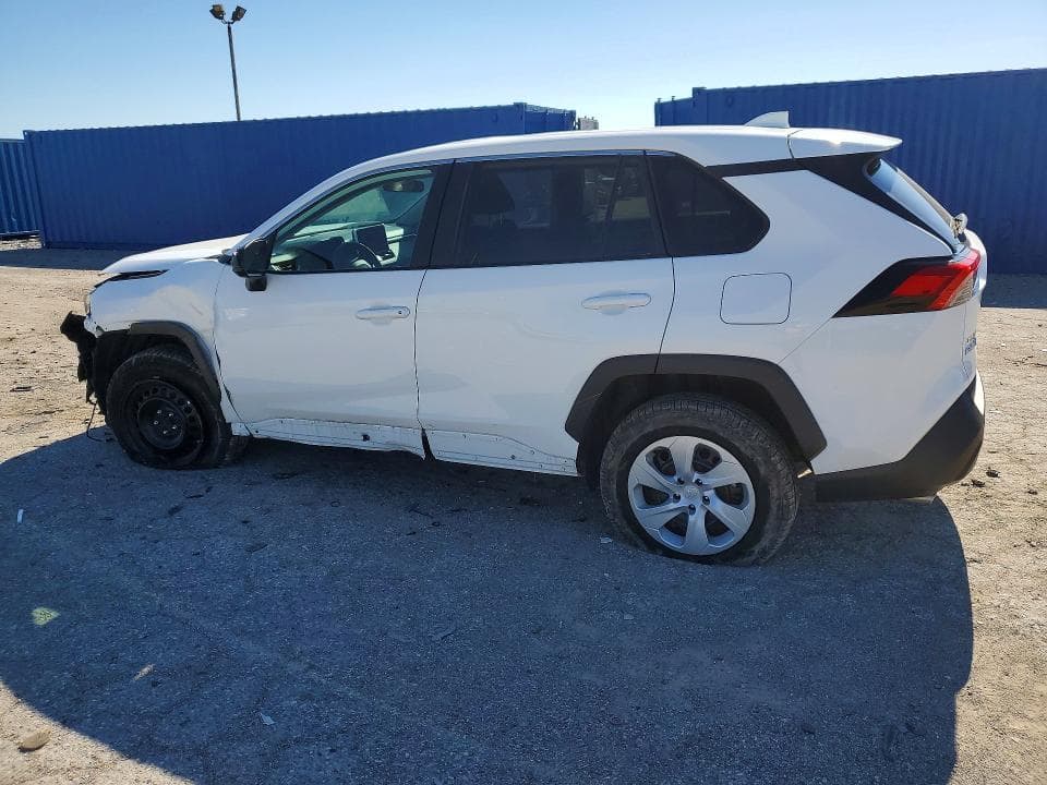 2024 TOYOTA RAV4 LE 2