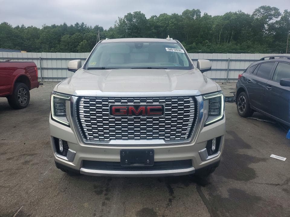 2021 GMC YUKON DENALI 5