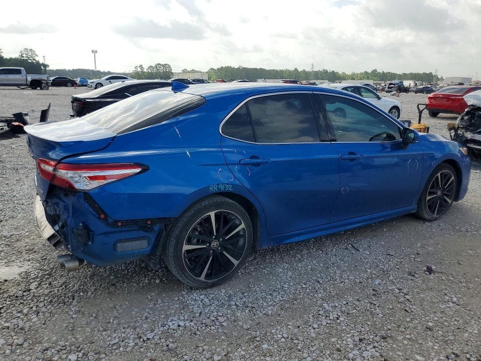 2020 TOYOTA CAMRY XSE XSE 3