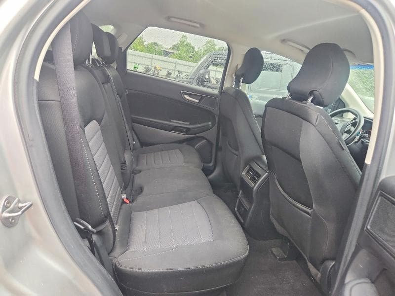 2019 FORD EDGE SE 10