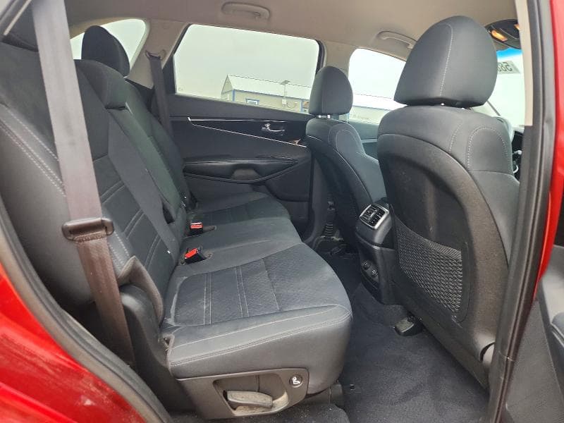 2020 KIA SORENTO LX 11