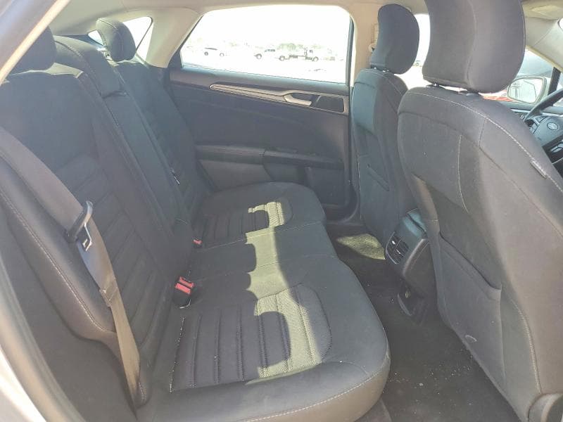2018 FORD FUSION SE 10