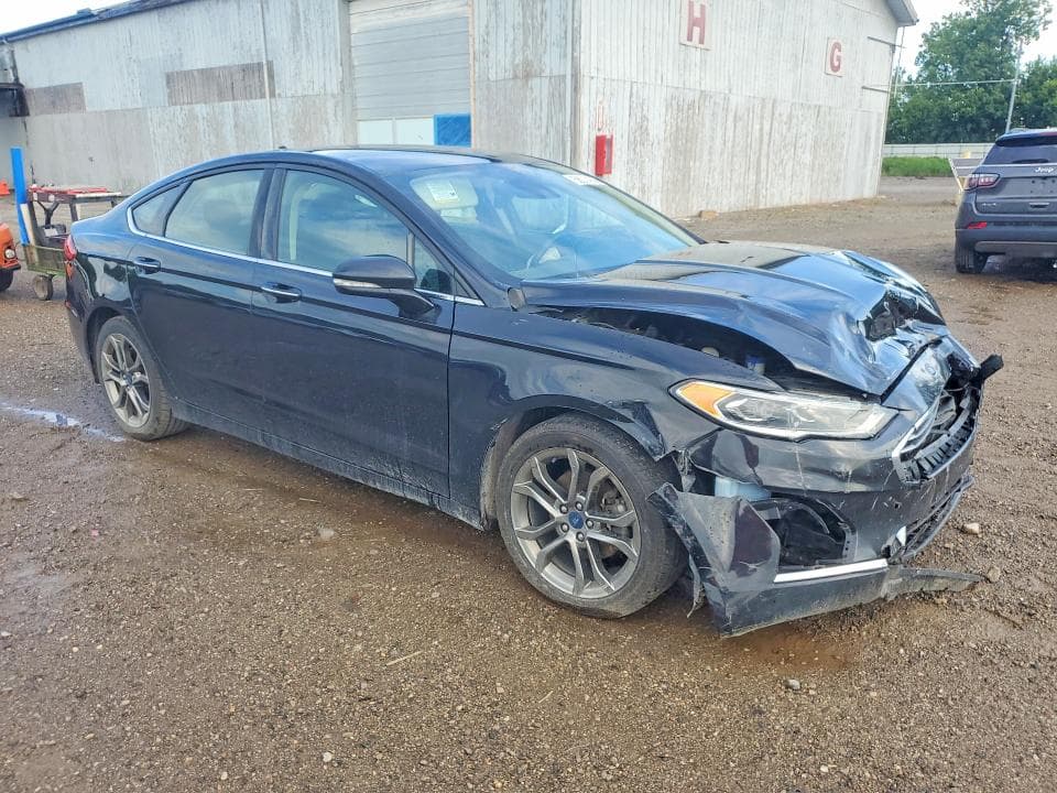 2020 FORD FUSION SEL 4