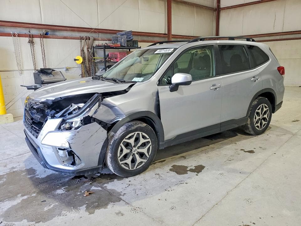 2023 SUBARU FORESTER PREMIUM - 1