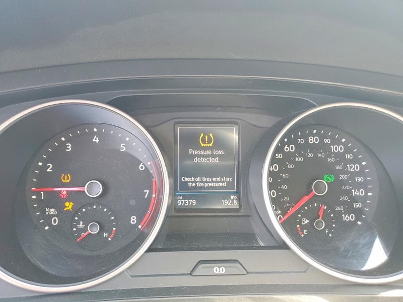 2018 VOLKSWAGEN TIGUAN SE 9