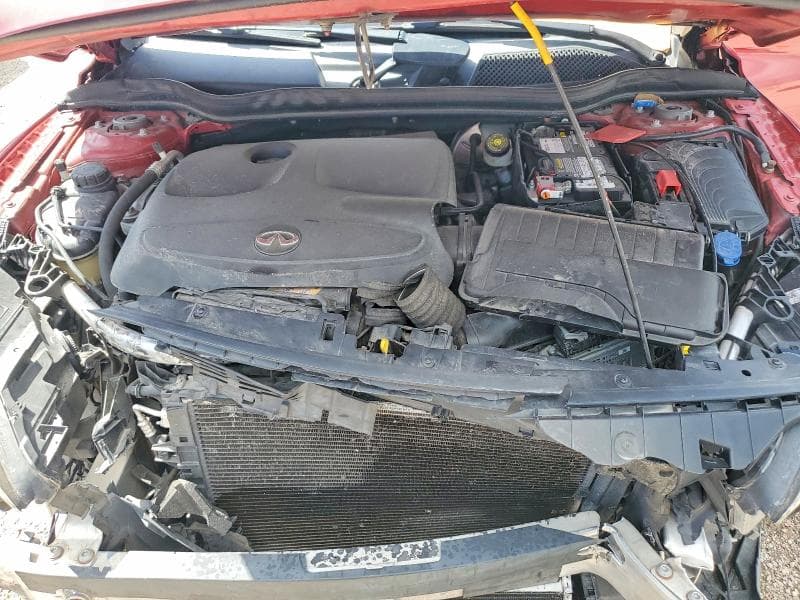 2018 INFINITI QX30 BASE 12