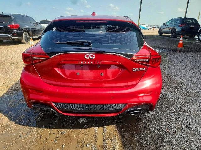 2018 INFINITI QX30 BASE 6