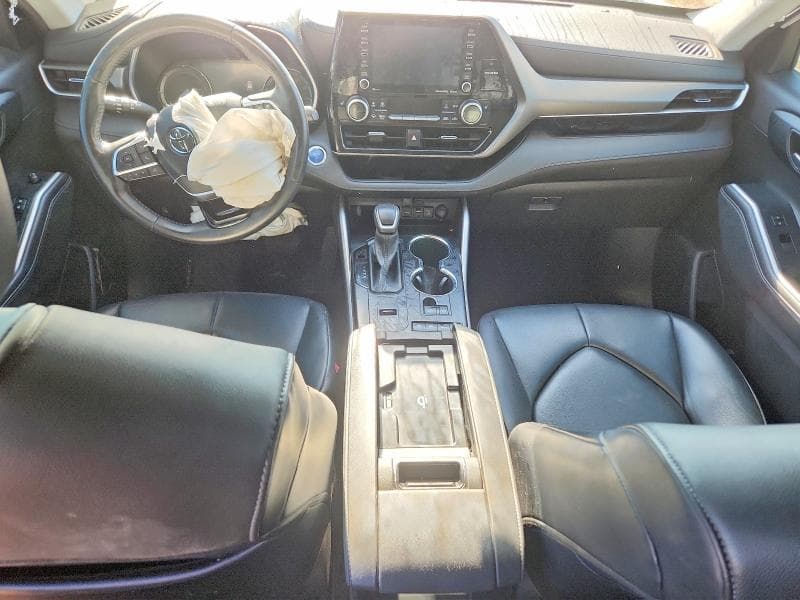 2020 TOYOTA HIGHLANDER HYBRID XLE HYBRID XLE 8