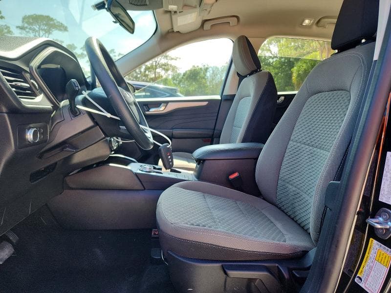 2021 FORD ESCAPE SE 7