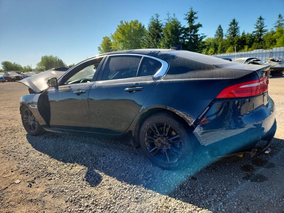 2018 JAGUAR XE PREMIUM 2