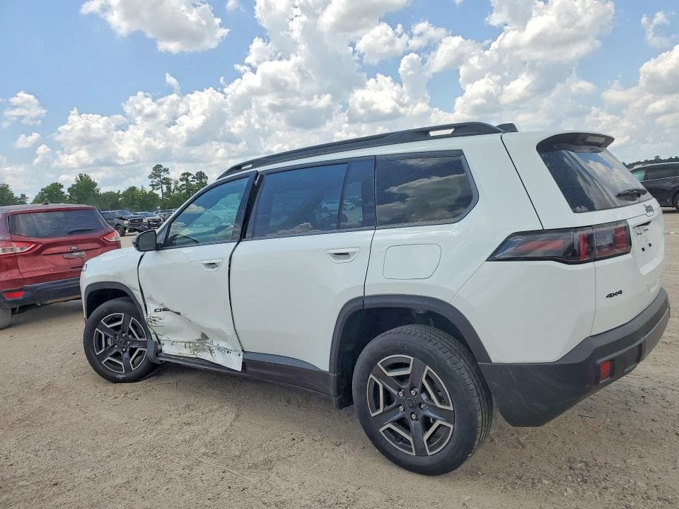 2026 JEEP CHEROKEE LAREDO 2