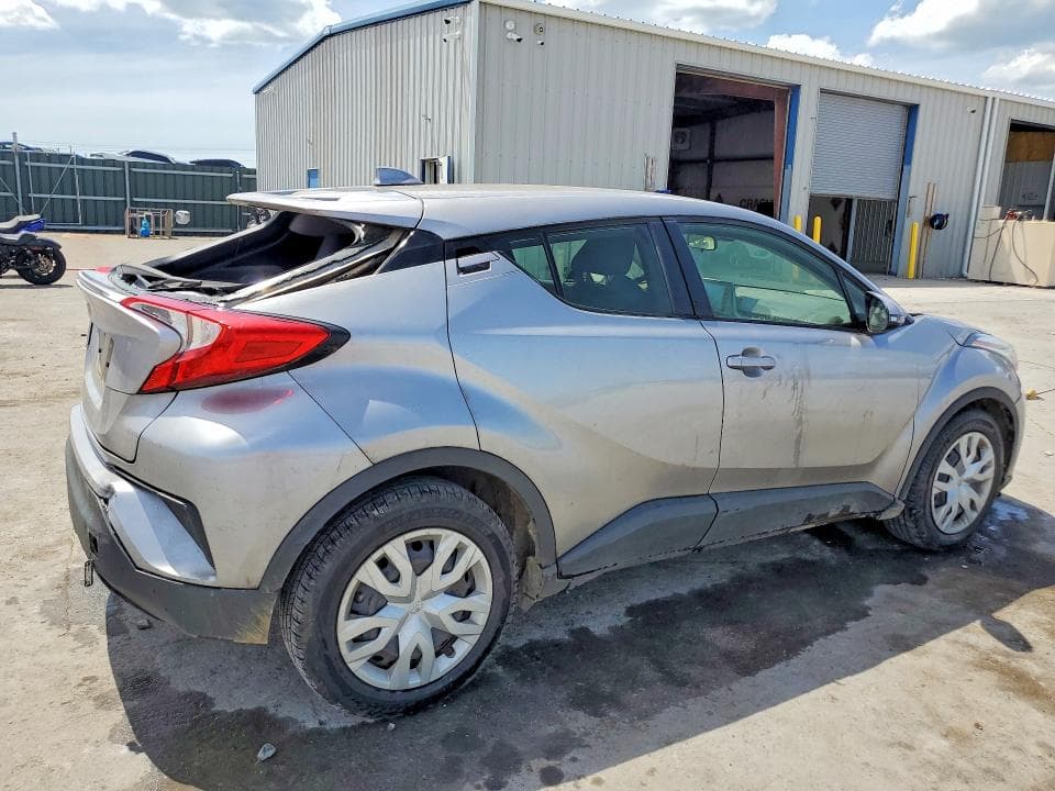 2020 TOYOTA CHR 3