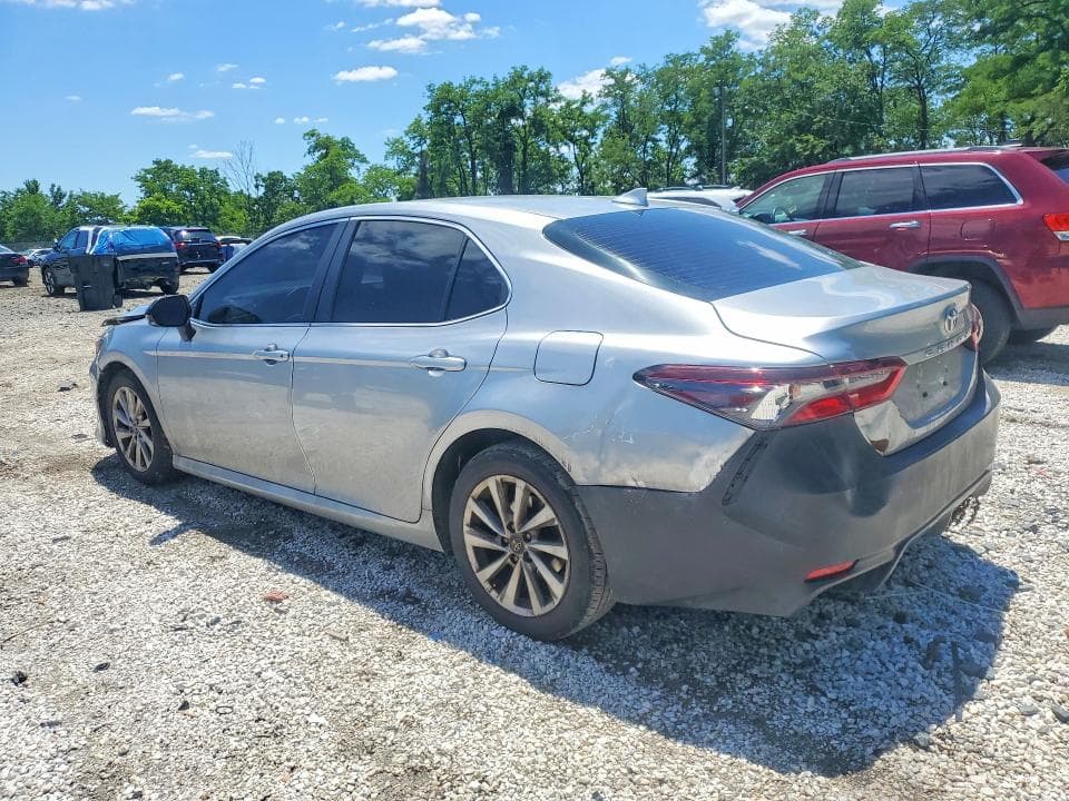 2022 TOYOTA CAMRY LE 2