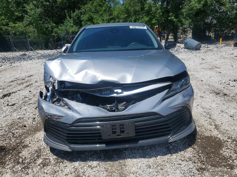 2022 TOYOTA CAMRY LE 5
