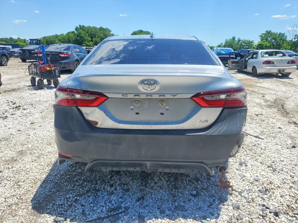 2022 TOYOTA CAMRY LE 6