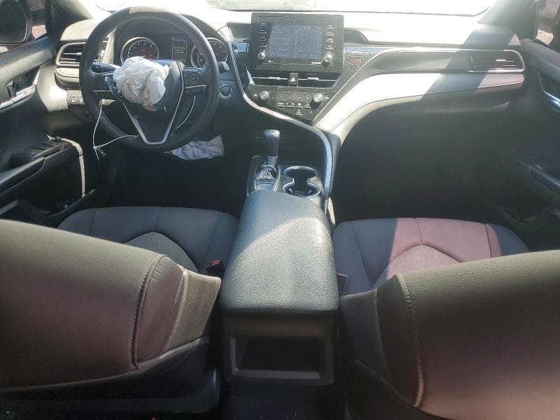 2022 TOYOTA CAMRY LE 8