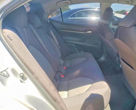 2022 TOYOTA CAMRY LE 10