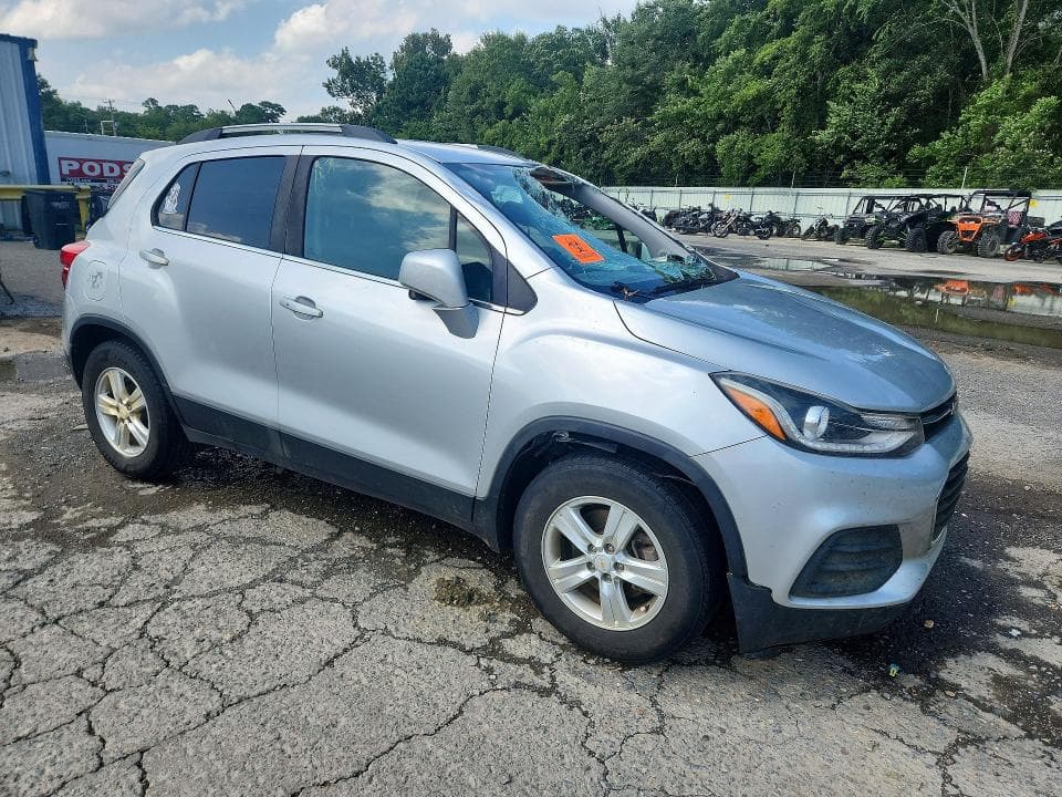 2020 CHEVROLET TRAX 1LT 4