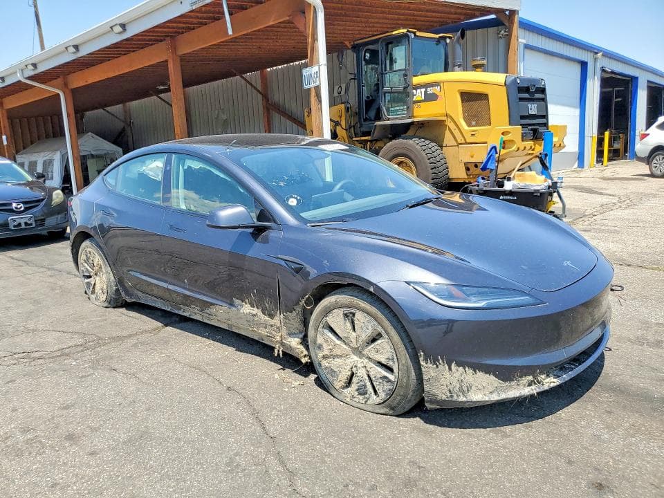 2025 TESLA MODEL 3 4
