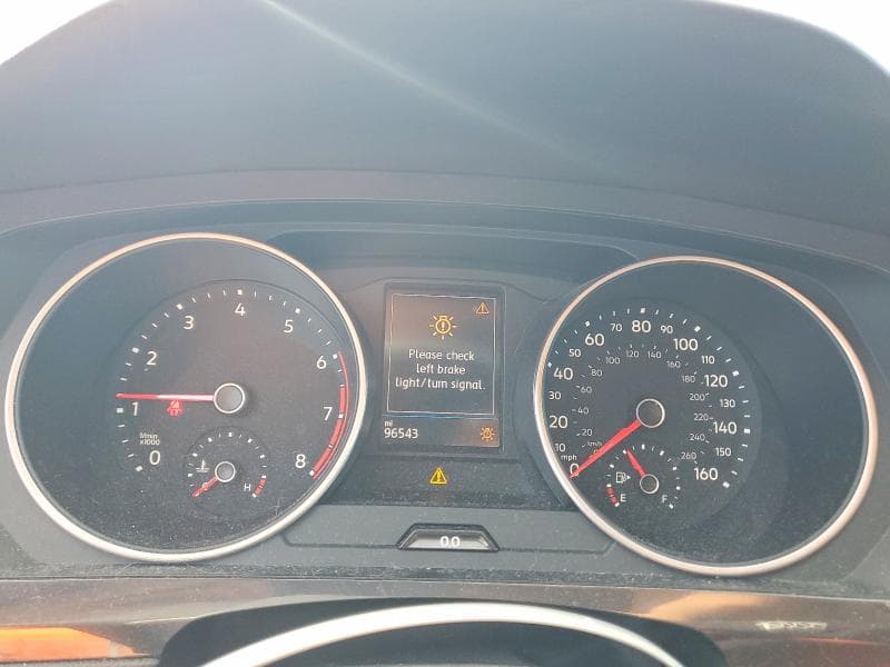 2021 VOLKSWAGEN TIGUAN SE 9