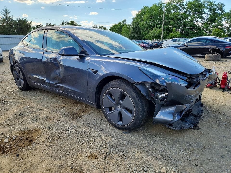 2023 TESLA MODEL 3 4
