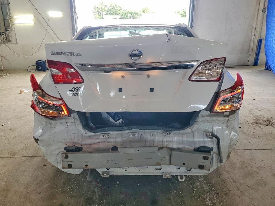 2018 NISSAN SENTRA S S 6