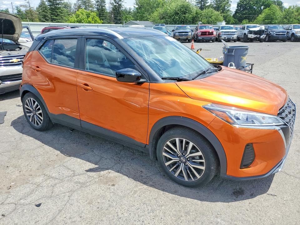 2021 NISSAN KICKS SV 4