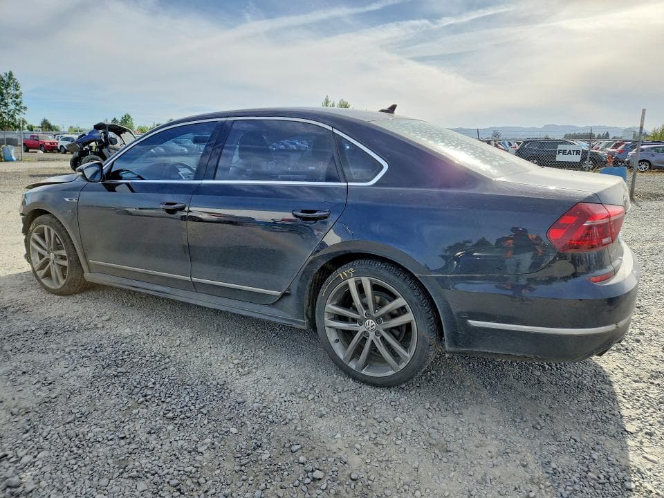2017 VOLKSWAGEN PASSAT R-LINE 2