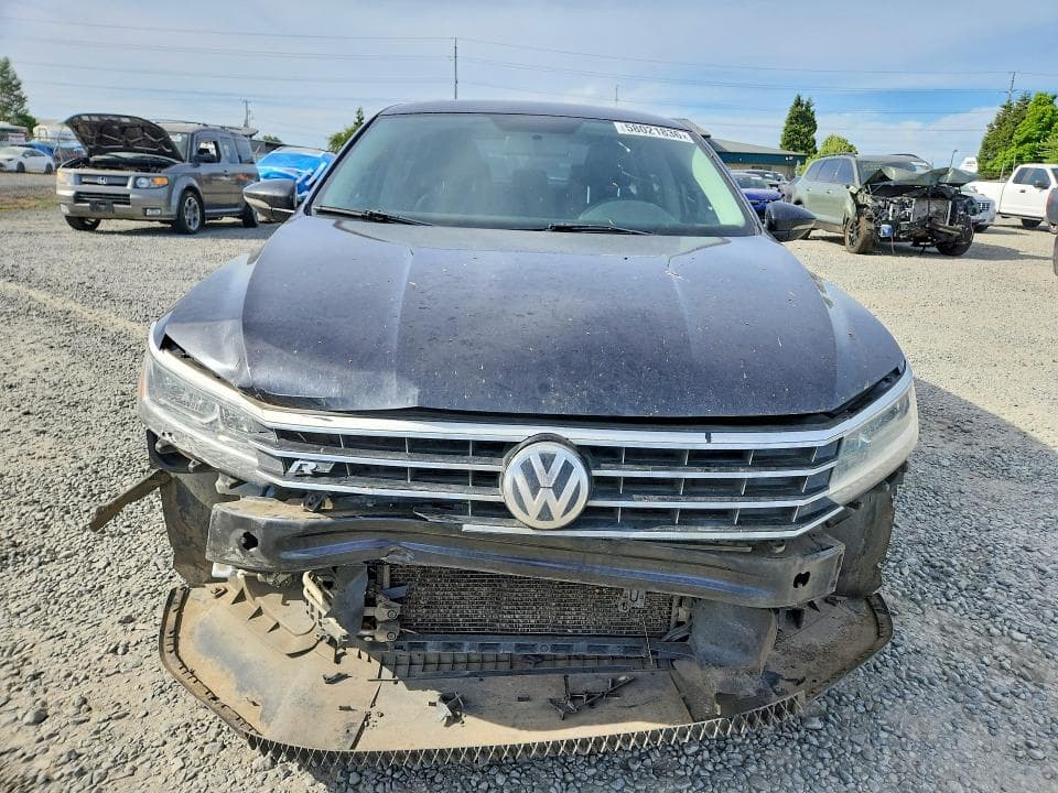 2017 VOLKSWAGEN PASSAT R-LINE 5