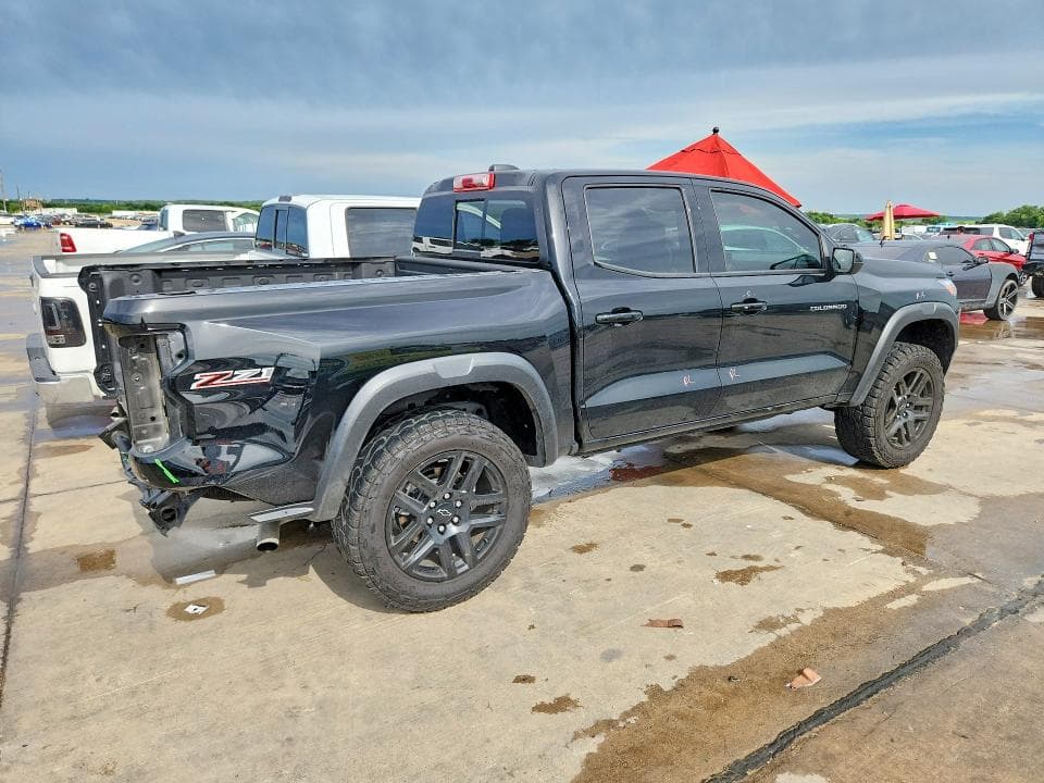2024 CHEVROLET COLORADO Z71 3