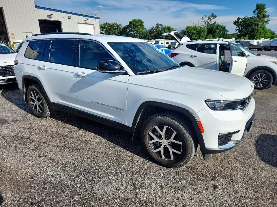 2024 JEEP GRAND CHEROKEE L LIMITED 4
