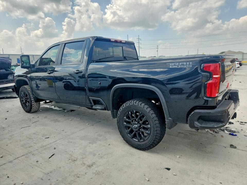 2026 CHEVROLET SILVERADO K2500 HEAVY DUTY LT 2