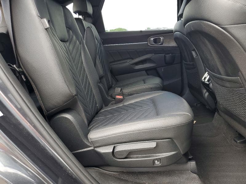 2024 KIA SORENTO X-LINE SX PRESTIGE 11