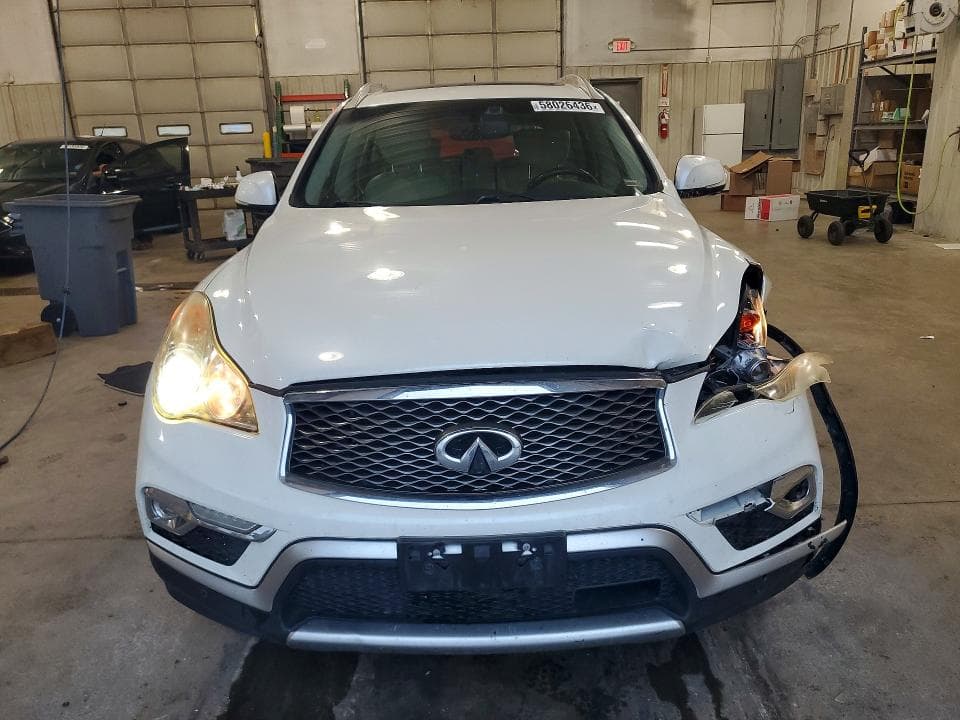 2017 INFINITI QX50 BASE 5