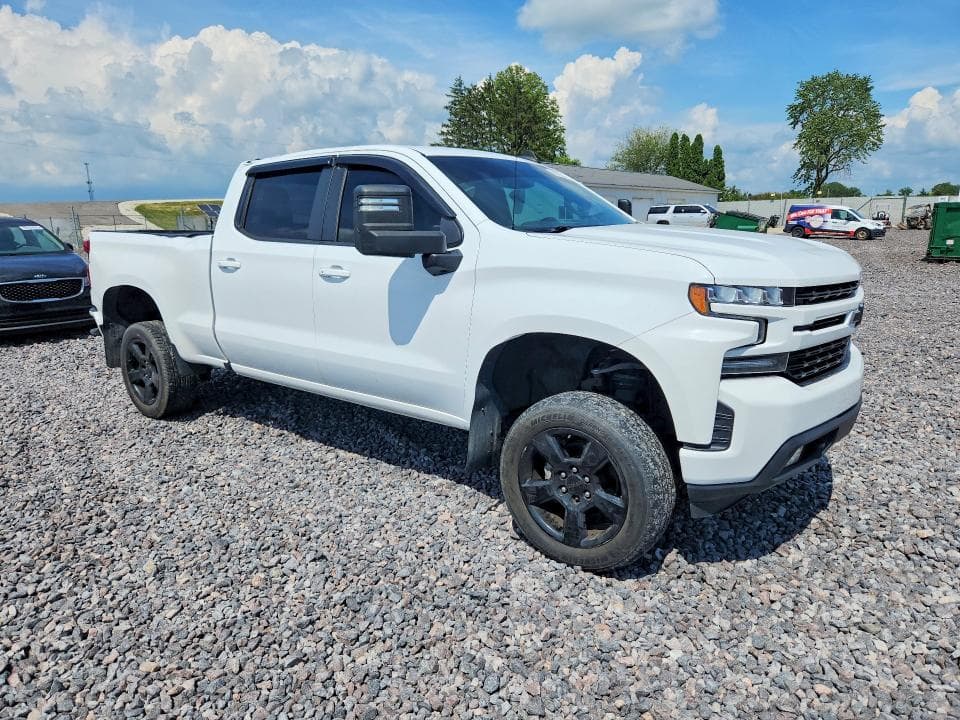 2019 CHEVROLET SILVERADO K1500 RST 4